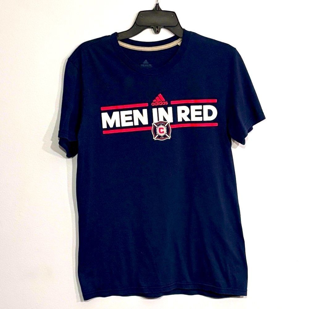 Adidas | Vintage Men in Red Navy Blue Chicago Fire Performance T-Shirt Large